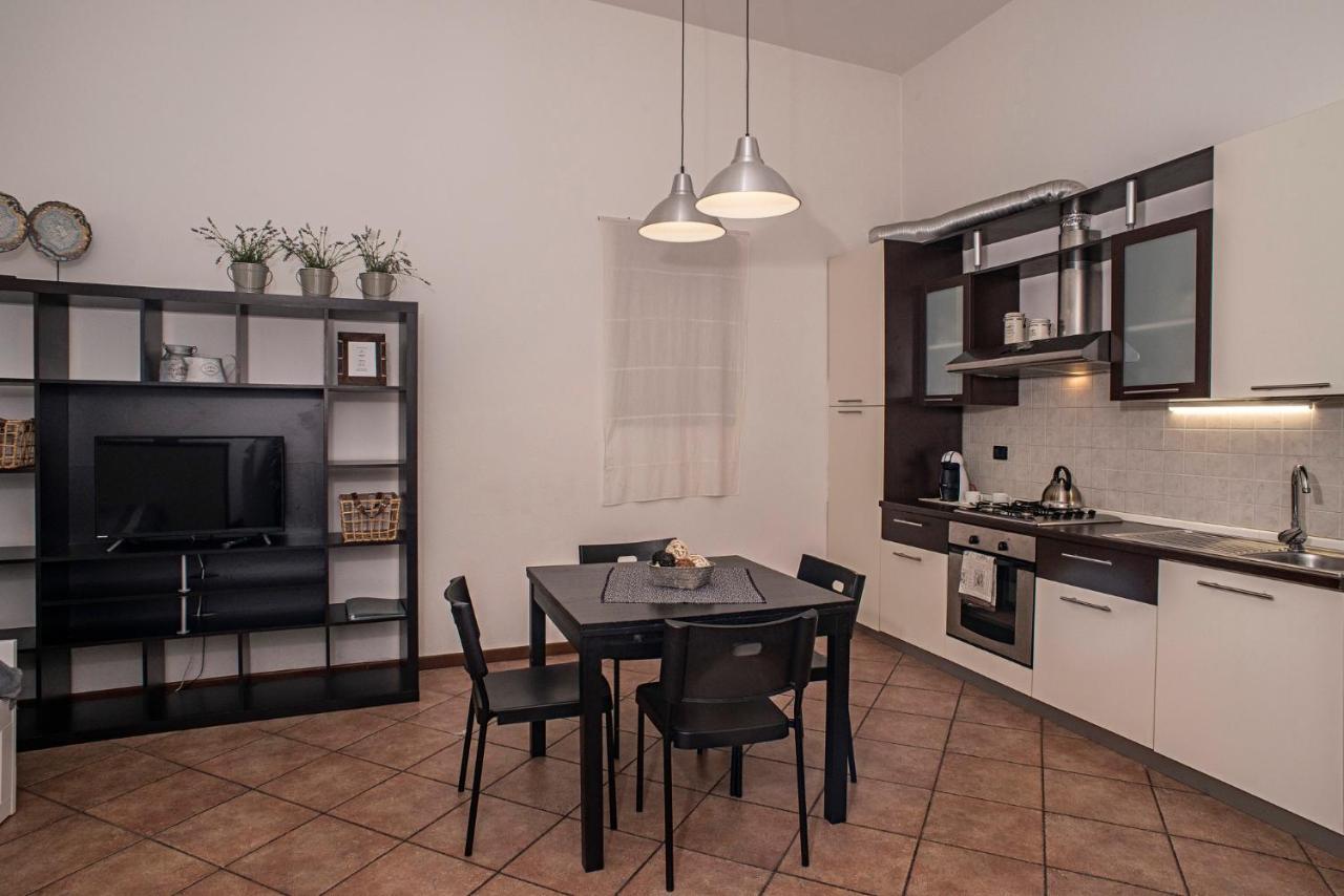 Cortile Del Forno Nel Centro Storico Διαμέρισμα Arona Εξωτερικό φωτογραφία