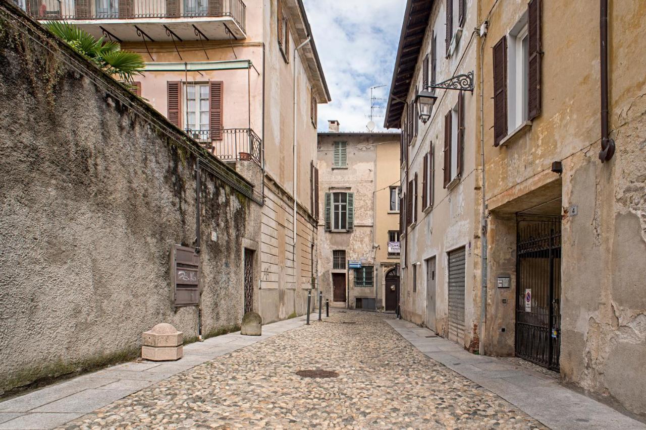 Cortile Del Forno Nel Centro Storico Διαμέρισμα Arona Εξωτερικό φωτογραφία